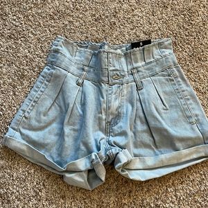 New with tags Fashion Nova denim shorts